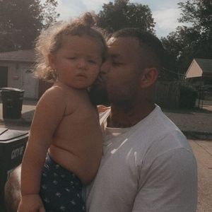 Meet your Posher, Devin